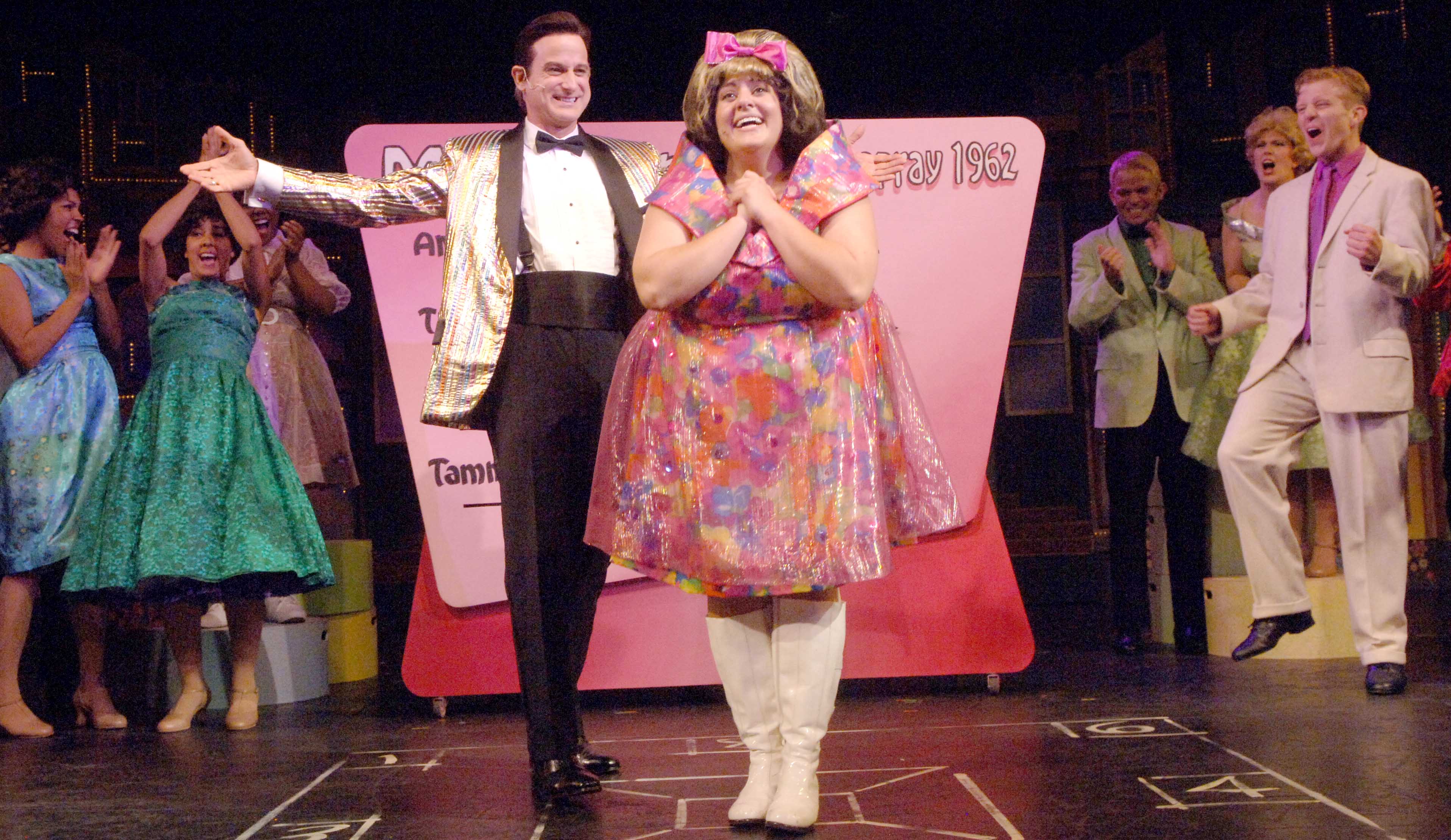 Chanhassen dinner theater coupons