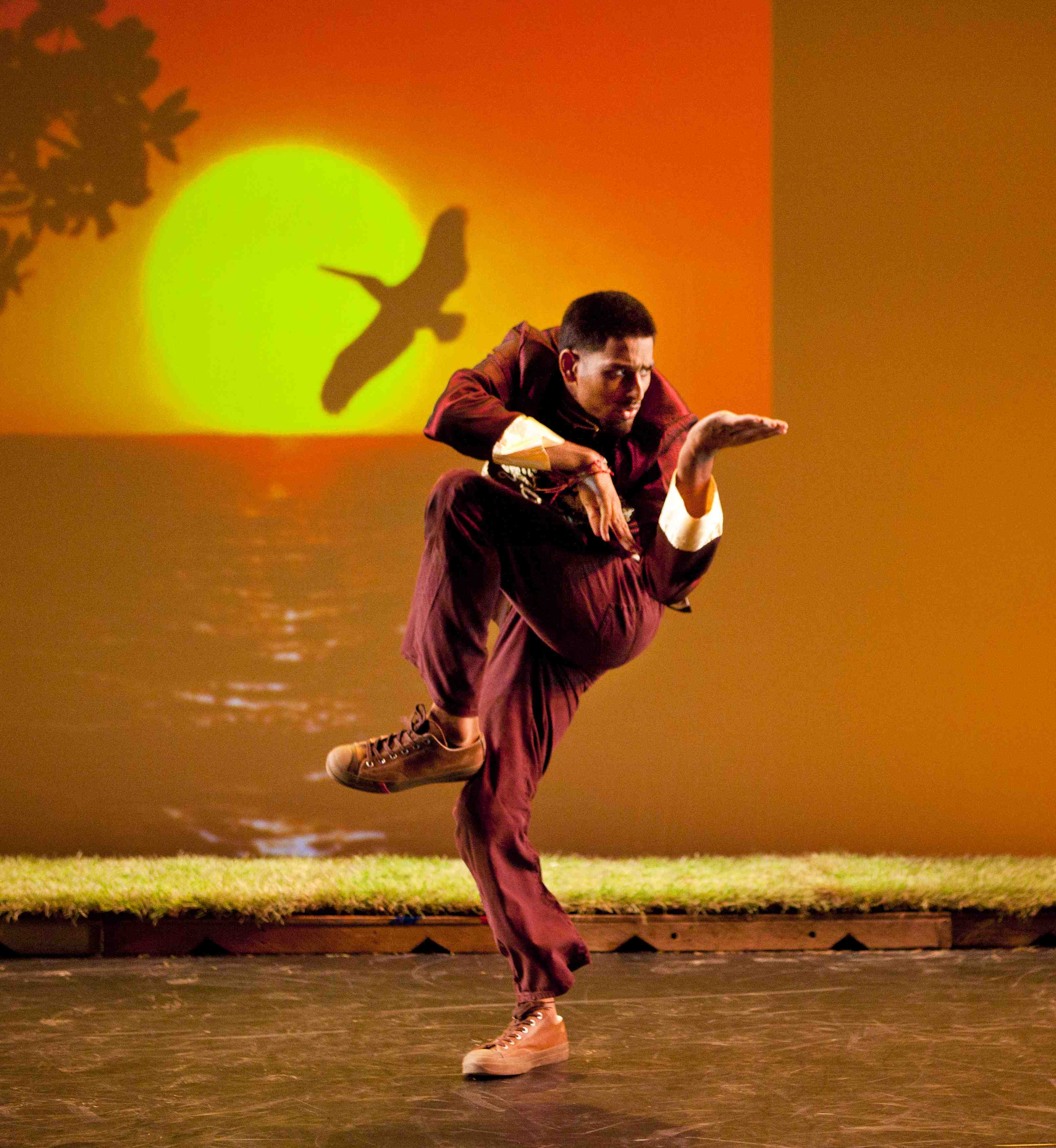 olive Dance Theatre olive Dance Theatre