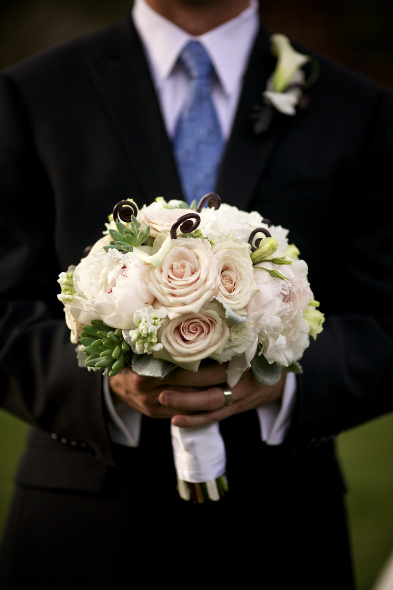 White Bride bouquet