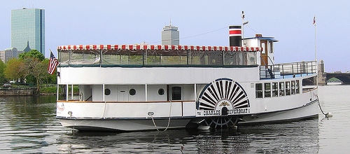 charles riverboat company tours