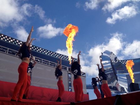HOT Stage Dancers
